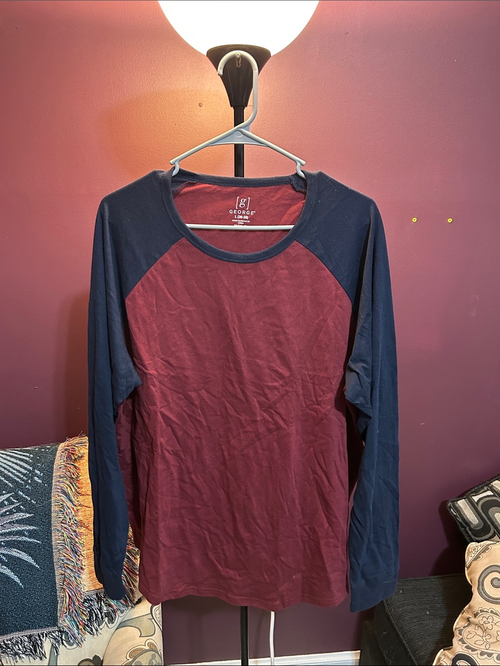 George Long-Sleeve Raglan Tee in Burgundy and Navy